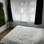 1 - 아파트 *