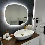 1 - 아파트 *